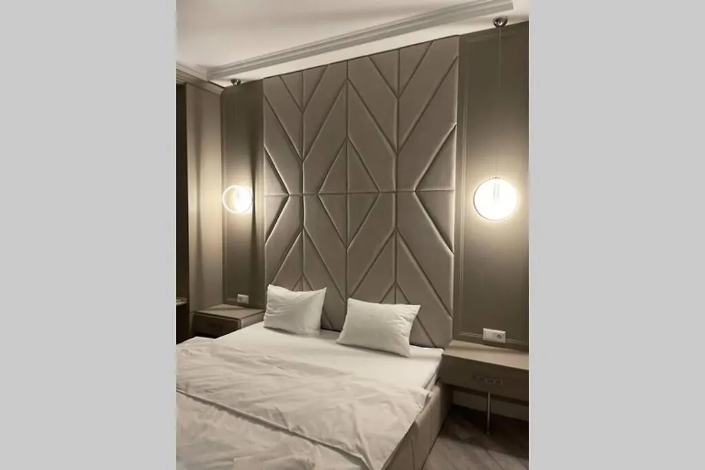 Jack House Three Bedrooms Apartment Exclusive Kiev