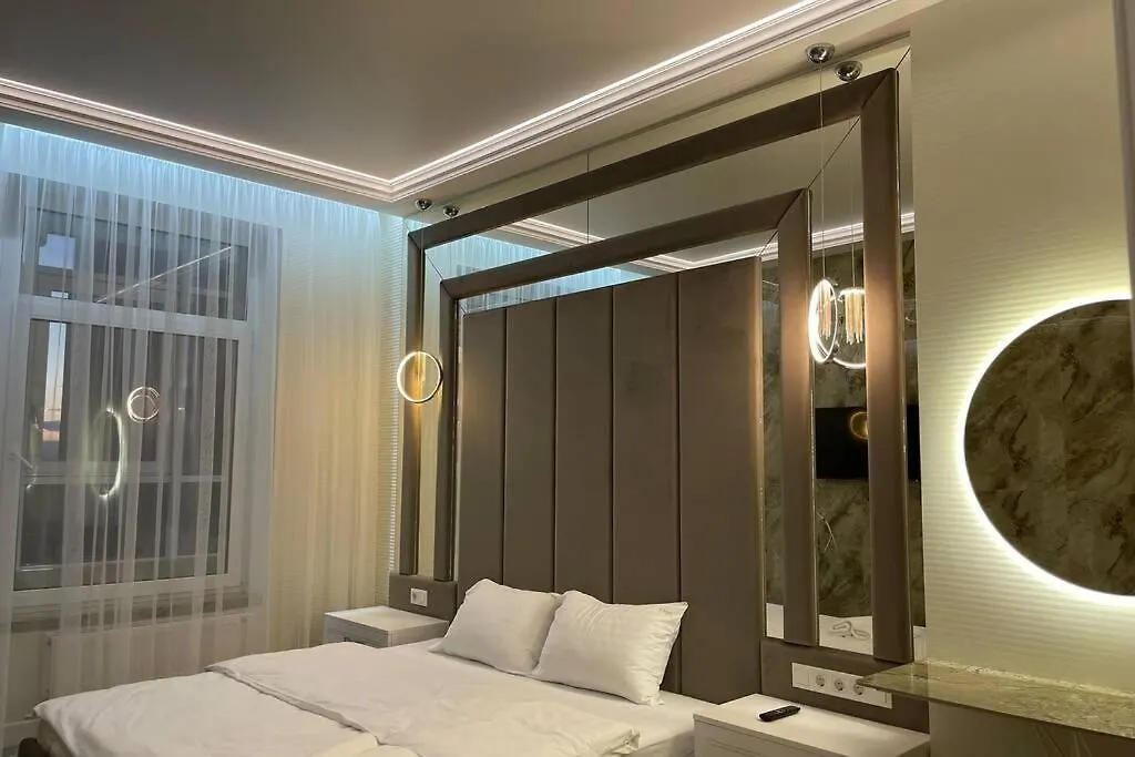 Jack House Three Bedrooms Apartment Exclusive Kiev Ucrânia